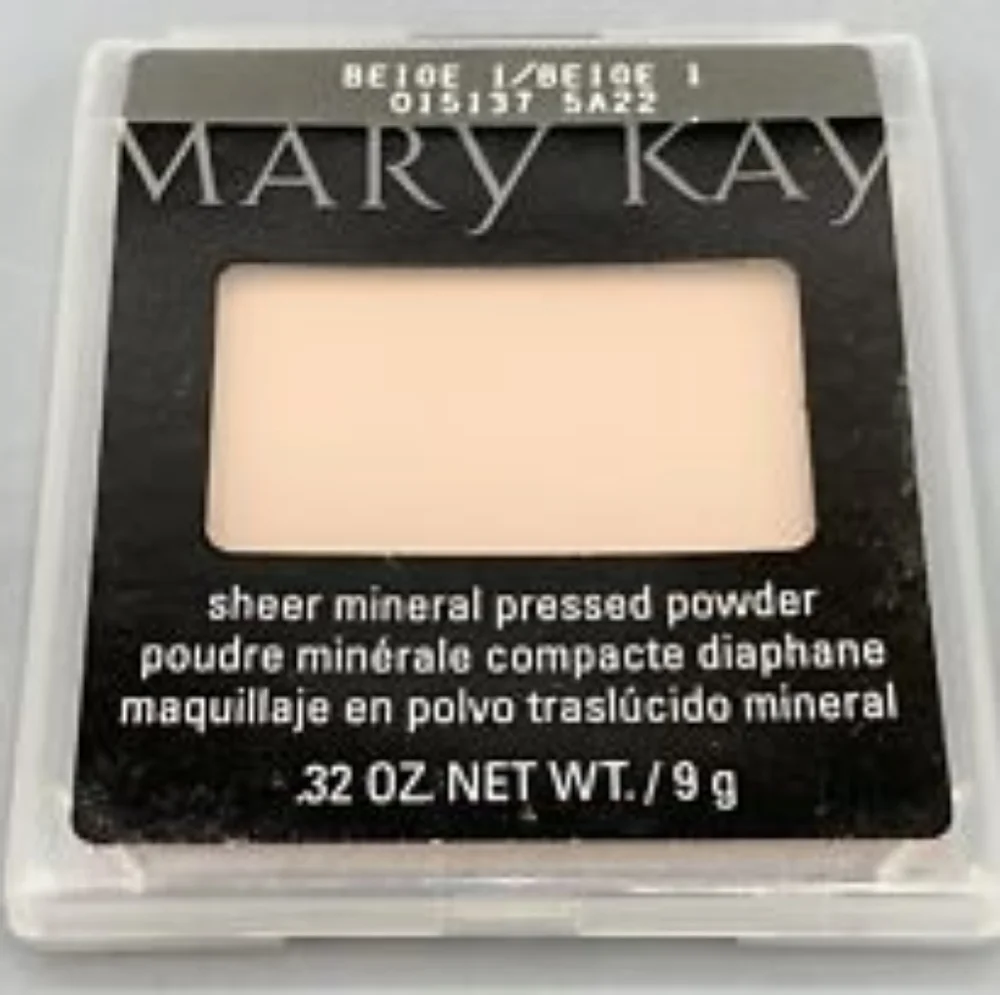 Mary kay Sheer Mineral Powder Foundation in Beige 1.